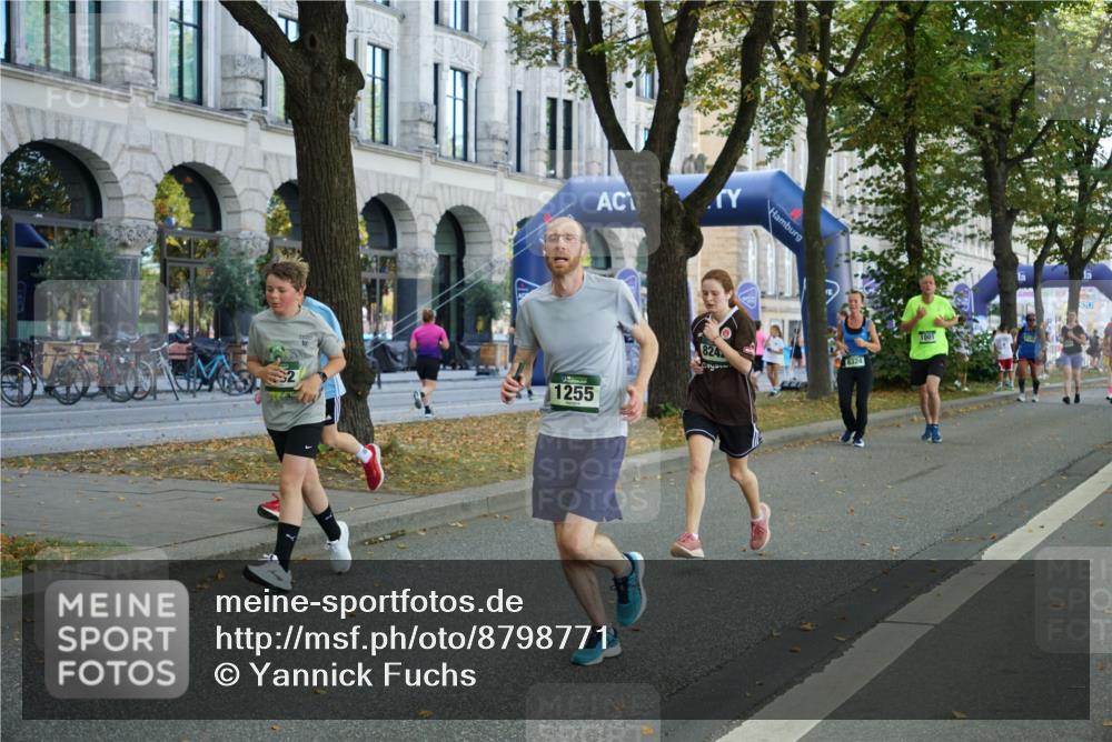 07.09.2025 - BARMER Alsterlauf Yannick Fuchs http://msf.ph/oto/8798771 07.09.2025 11:46:47 Laufen 1255, 824, 8324 meine-sportfotos.de