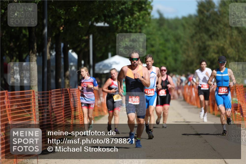 07.09.2025 - 19. Norderstedt Triathlon Michael Strokosch http://msf.ph/oto/8798821 07.09.2025 12:28:26 Laufen 165, 1197, 1249, 1348, 1365 meine-sportfotos.de