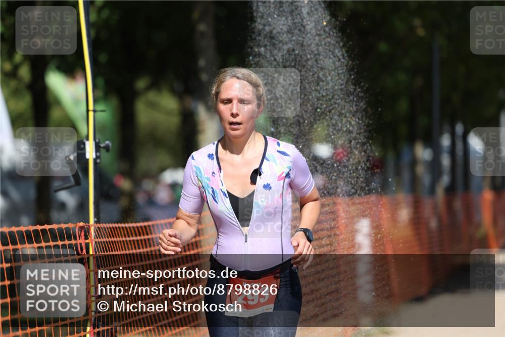 07.09.2025 - 19. Norderstedt Triathlon Michael Strokosch http://msf.ph/oto/8798826 07.09.2025 13:06:04 Laufen 293, 811, 1216, 1260 meine-sportfotos.de