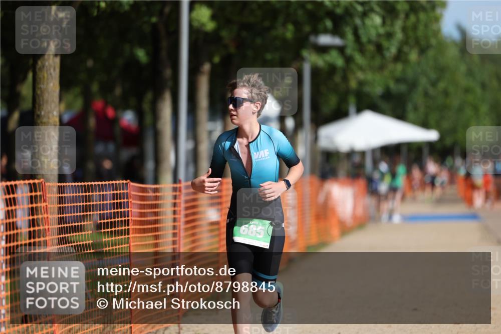 07.09.2025 - 19. Norderstedt Triathlon Michael Strokosch http://msf.ph/oto/8798845 07.09.2025 10:55:08 Laufen 685 meine-sportfotos.de