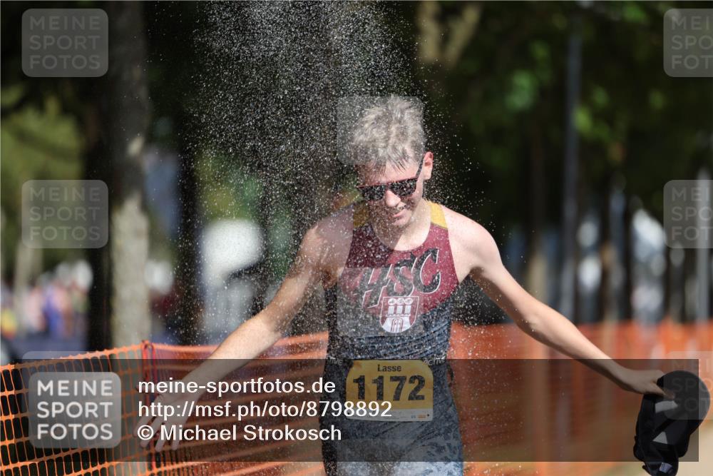 07.09.2025 - 19. Norderstedt Triathlon Michael Strokosch http://msf.ph/oto/8798892 07.09.2025 11:58:31 Laufen 185, 1172 meine-sportfotos.de