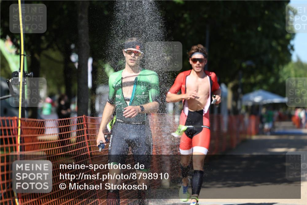 07.09.2025 - 19. Norderstedt Triathlon Michael Strokosch http://msf.ph/oto/8798910 07.09.2025 14:46:55 Laufen 974, 1016 meine-sportfotos.de
