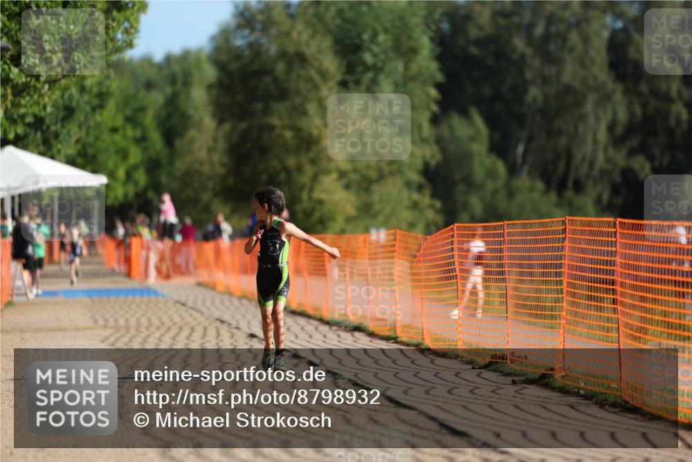 07.09.2025 - 19. Norderstedt Triathlon Michael Strokosch http://msf.ph/oto/8798932 07.09.2025 09:11:55 Laufen 44, 46 meine-sportfotos.de