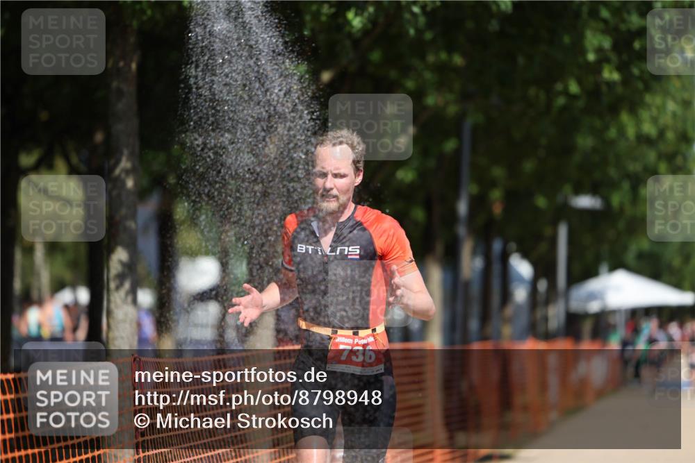07.09.2025 - 19. Norderstedt Triathlon Michael Strokosch http://msf.ph/oto/8798948 07.09.2025 12:28:40 Laufen 278, 736 meine-sportfotos.de