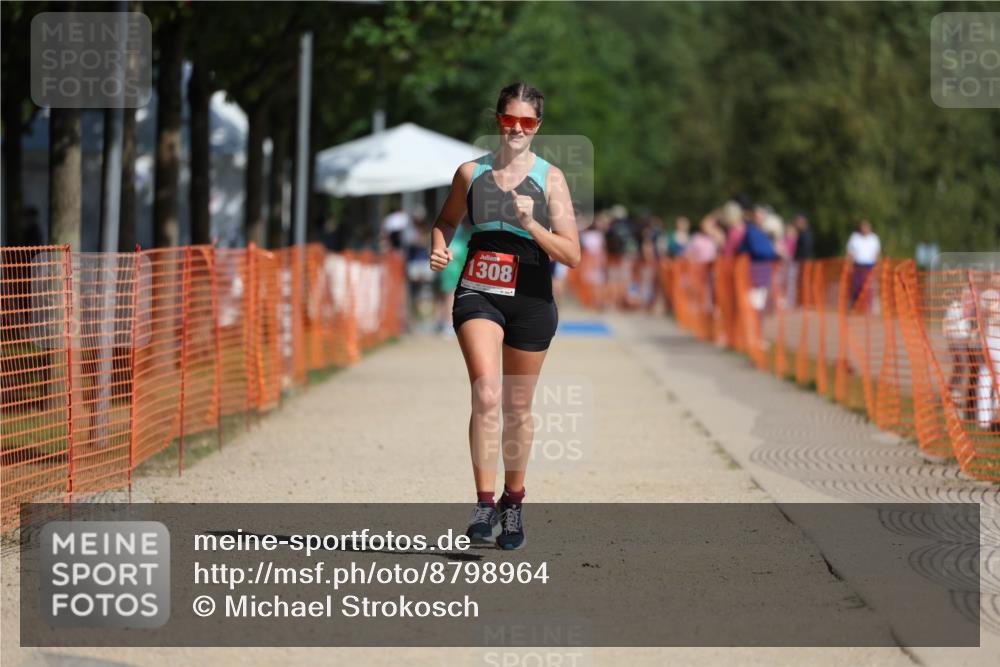 07.09.2025 - 19. Norderstedt Triathlon Michael Strokosch http://msf.ph/oto/8798964 07.09.2025 11:58:41 Laufen 1308 meine-sportfotos.de