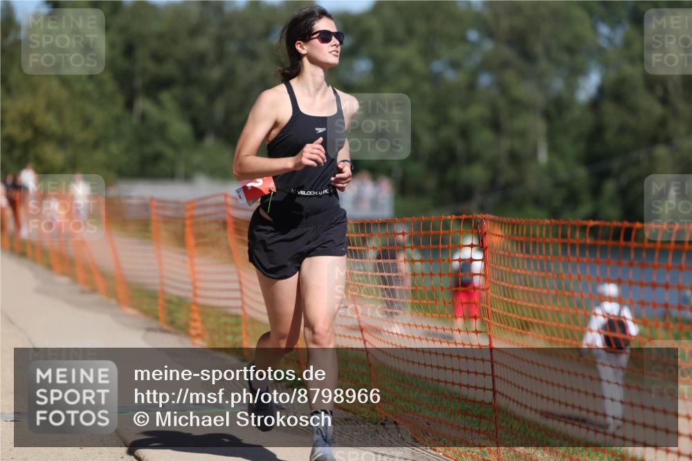 07.09.2025 - 19. Norderstedt Triathlon Michael Strokosch http://msf.ph/oto/8798966 07.09.2025 13:06:21 Laufen 272, 1366 meine-sportfotos.de
