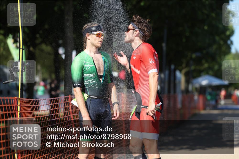 07.09.2025 - 19. Norderstedt Triathlon Michael Strokosch http://msf.ph/oto/8798968 07.09.2025 14:46:57 Laufen 974, 1016 meine-sportfotos.de