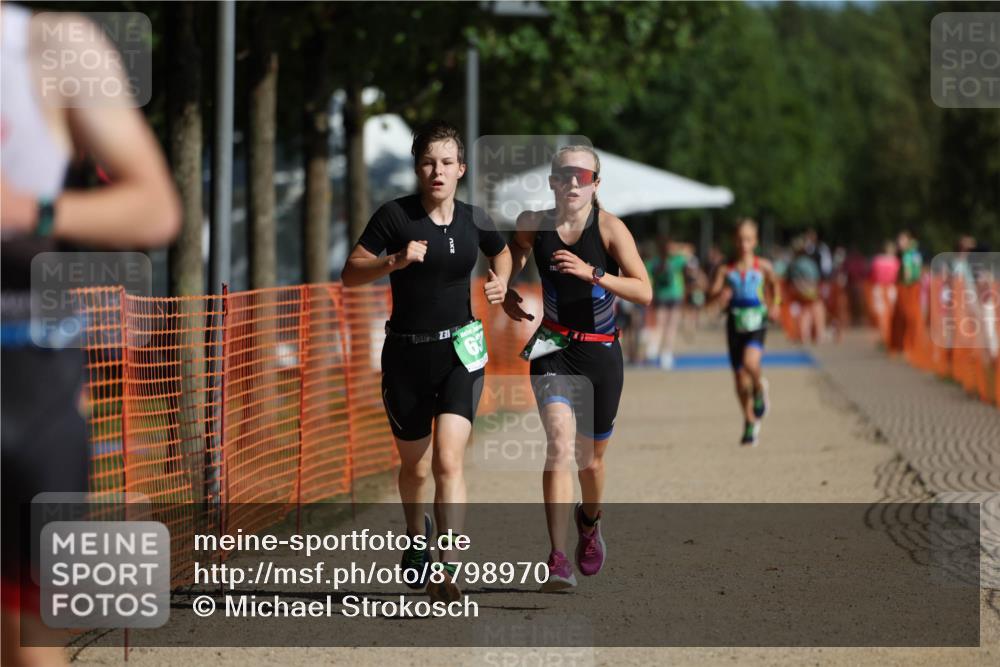 07.09.2025 - 19. Norderstedt Triathlon Michael Strokosch http://msf.ph/oto/8798970 07.09.2025 10:55:35 Laufen 134, 637, 661, 680 meine-sportfotos.de