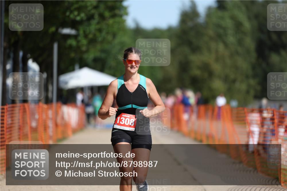 07.09.2025 - 19. Norderstedt Triathlon Michael Strokosch http://msf.ph/oto/8798987 07.09.2025 11:58:42 Laufen 1308 meine-sportfotos.de