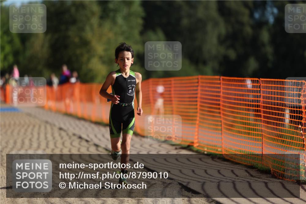 07.09.2025 - 19. Norderstedt Triathlon Michael Strokosch http://msf.ph/oto/8799010 07.09.2025 09:11:59 Laufen 44 meine-sportfotos.de