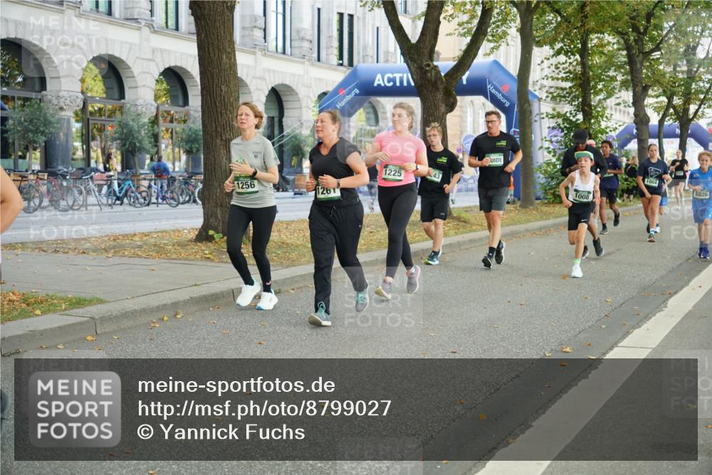 07.09.2025 - BARMER Alsterlauf Yannick Fuchs http://msf.ph/oto/8799027 07.09.2025 11:47:09 Laufen 1256, 126, 1225, 1008, 1064, 8026 meine-sportfotos.de