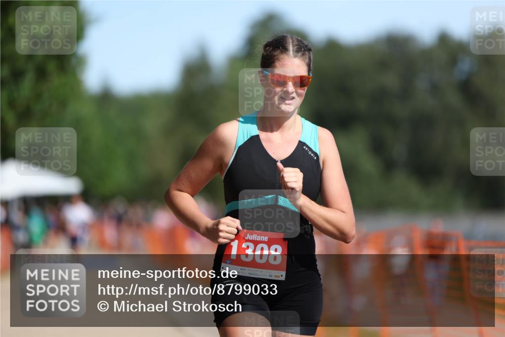 07.09.2025 - 19. Norderstedt Triathlon Michael Strokosch http://msf.ph/oto/8799033 07.09.2025 11:58:44 Laufen 1308 meine-sportfotos.de