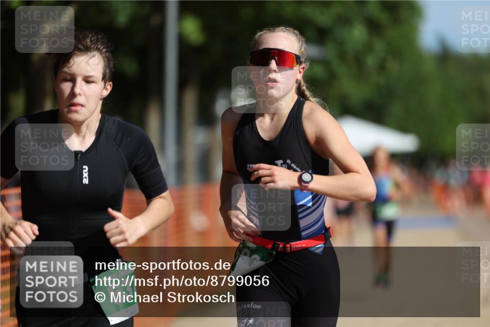 07.09.2025 - 19. Norderstedt Triathlon Michael Strokosch http://msf.ph/oto/8799056 07.09.2025 10:55:37 Laufen 134, 637, 661, 680 meine-sportfotos.de