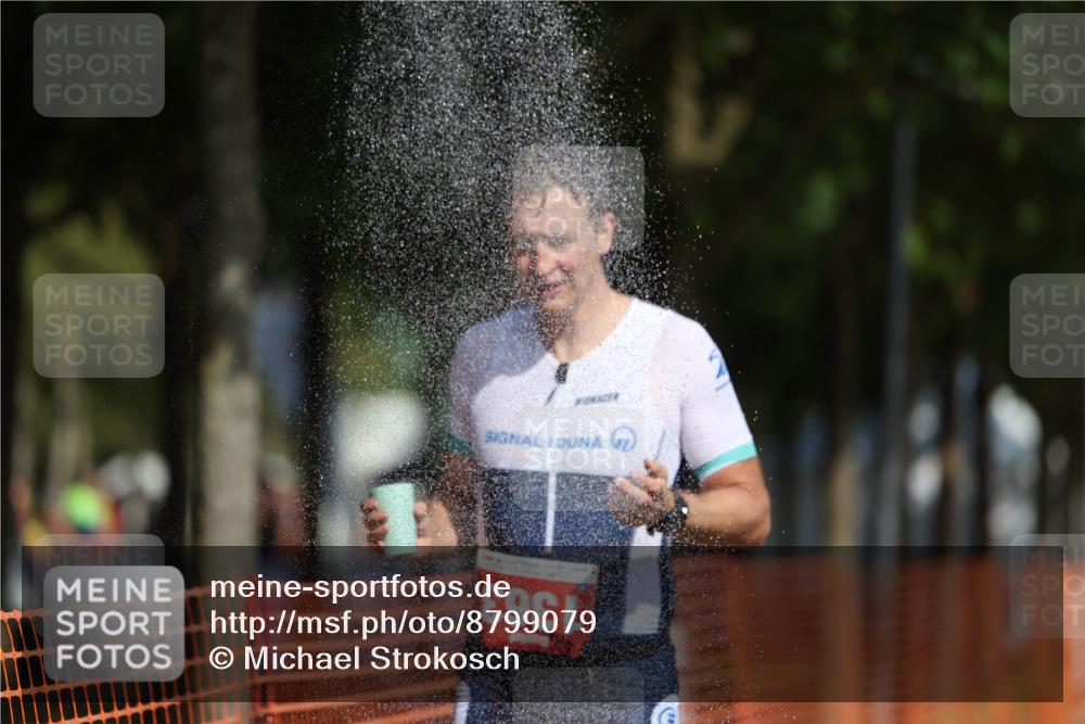 07.09.2025 - 19. Norderstedt Triathlon Michael Strokosch http://msf.ph/oto/8799079 07.09.2025 11:59:01 Laufen 1363 meine-sportfotos.de