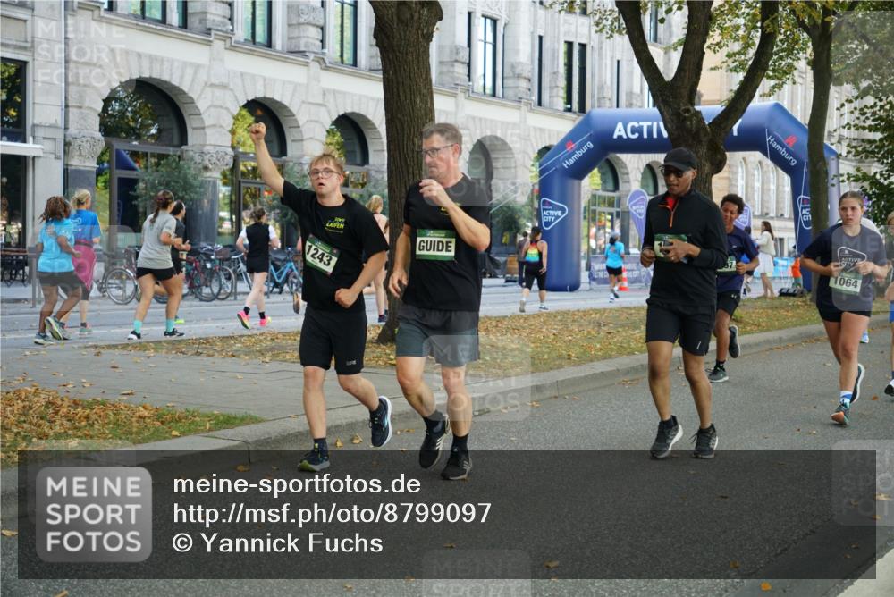 07.09.2025 - BARMER Alsterlauf Yannick Fuchs http://msf.ph/oto/8799097 07.09.2025 11:47:12 Laufen 1243, 1064 meine-sportfotos.de
