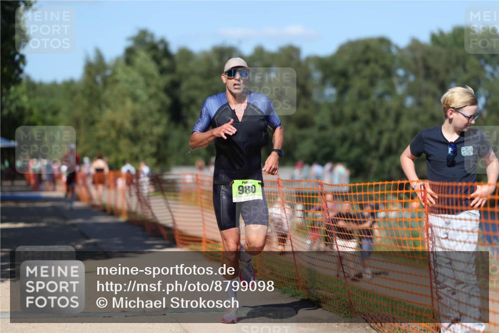 07.09.2025 - 19. Norderstedt Triathlon Michael Strokosch http://msf.ph/oto/8799098 07.09.2025 14:47:11 Laufen 980 meine-sportfotos.de