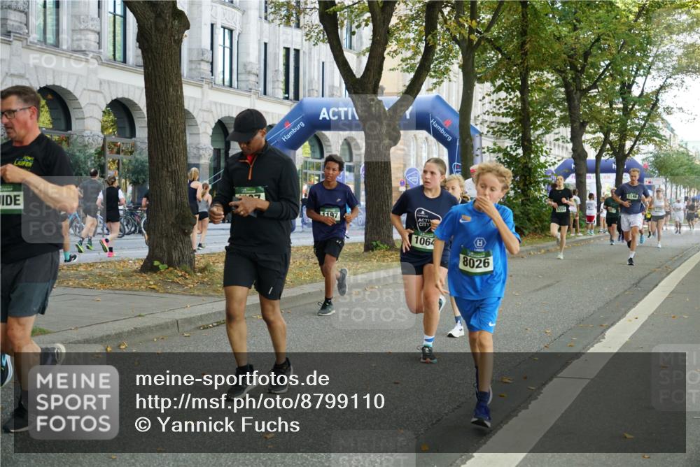 07.09.2025 - BARMER Alsterlauf Yannick Fuchs http://msf.ph/oto/8799110 07.09.2025 11:47:12 Laufen 197, 1064, 8026, 1103, 1146 meine-sportfotos.de