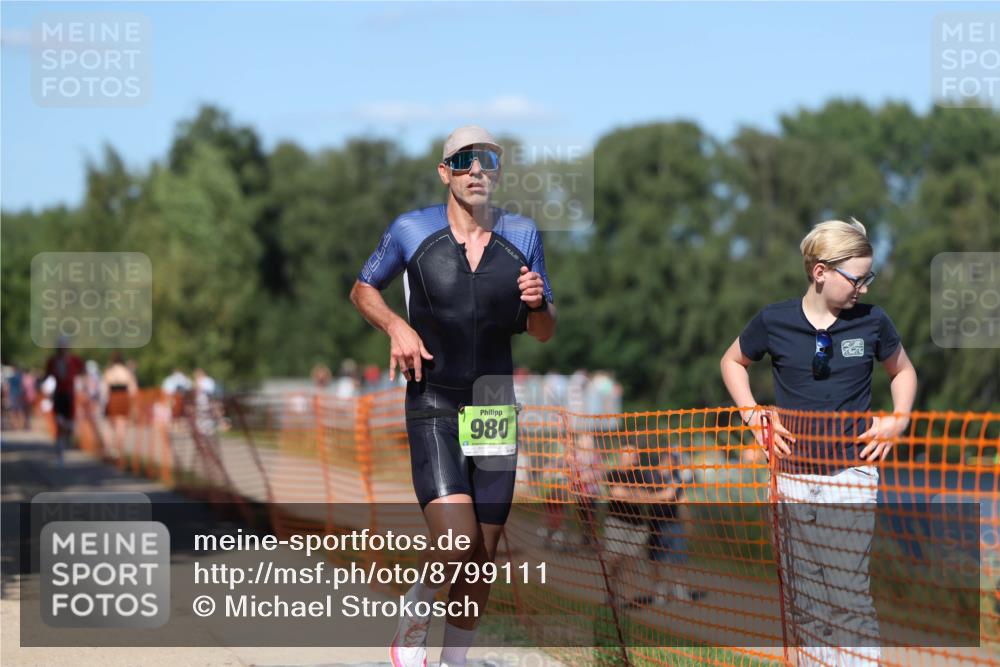 07.09.2025 - 19. Norderstedt Triathlon Michael Strokosch http://msf.ph/oto/8799111 07.09.2025 14:47:11 Laufen 980 meine-sportfotos.de