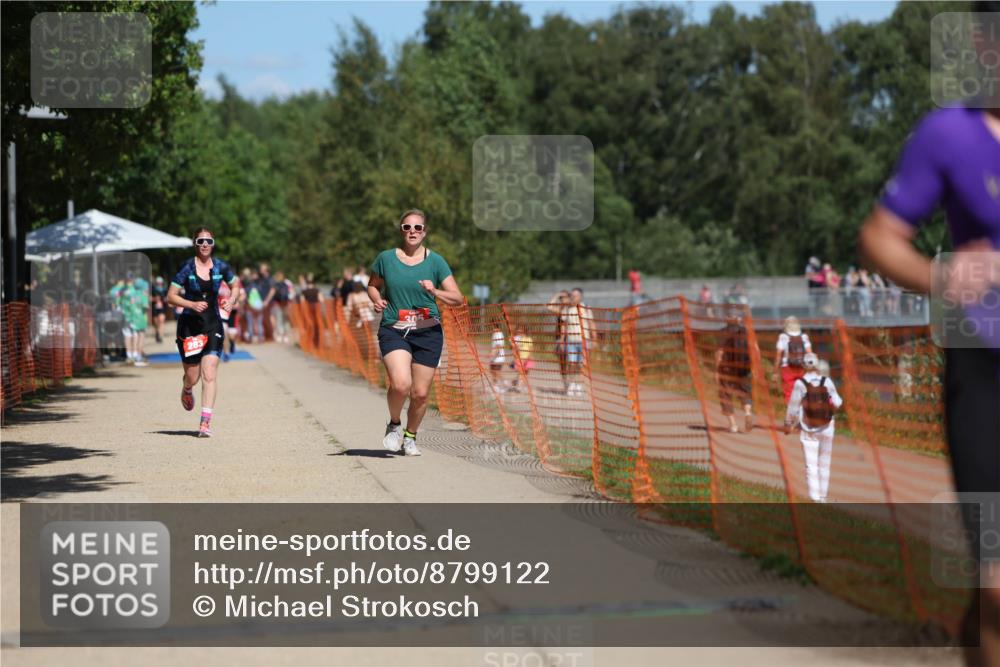 07.09.2025 - 19. Norderstedt Triathlon Michael Strokosch http://msf.ph/oto/8799122 07.09.2025 13:06:33 Laufen 283, 305, 1283 meine-sportfotos.de
