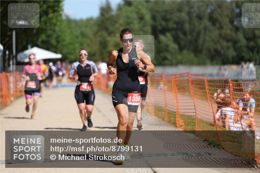 07.09.2025 - 19. Norderstedt Triathlon Michael Strokosch http://msf.ph/oto/8799131 07.09.2025 12:28:58 Laufen 155, 184, 267, 823, 1358 meine-sportfotos.de
