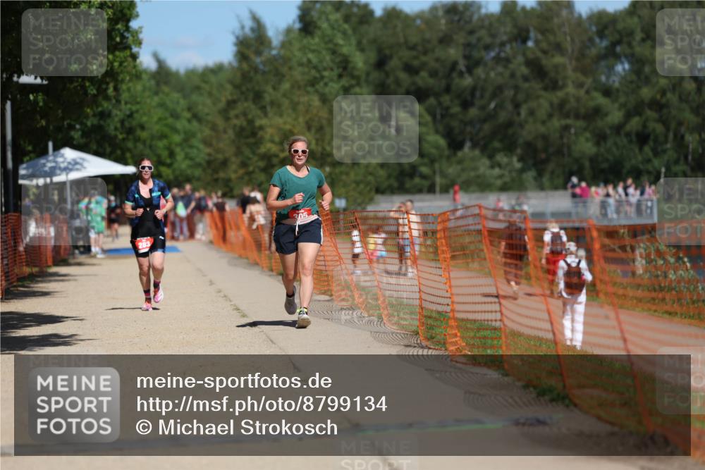 07.09.2025 - 19. Norderstedt Triathlon Michael Strokosch http://msf.ph/oto/8799134 07.09.2025 13:06:34 Laufen 283, 305, 1283 meine-sportfotos.de