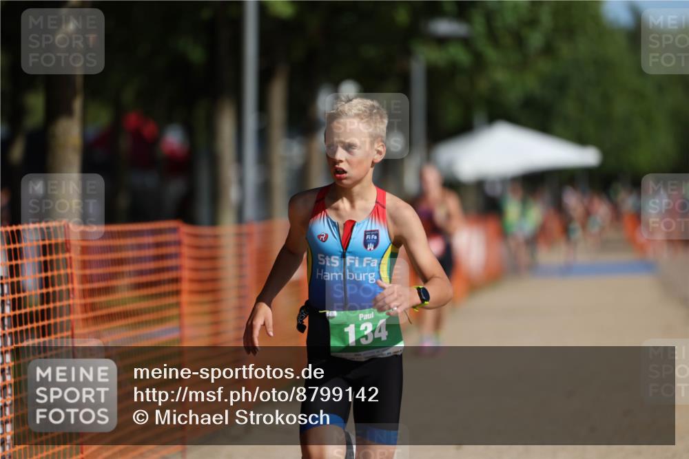 07.09.2025 - 19. Norderstedt Triathlon Michael Strokosch http://msf.ph/oto/8799142 07.09.2025 10:55:41 Laufen 134, 637, 680 meine-sportfotos.de
