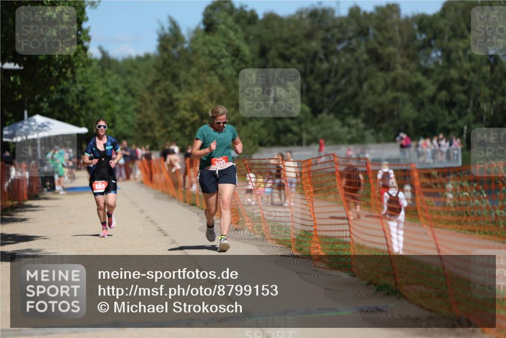 07.09.2025 - 19. Norderstedt Triathlon Michael Strokosch http://msf.ph/oto/8799153 07.09.2025 13:06:34 Laufen 283, 305, 1283 meine-sportfotos.de