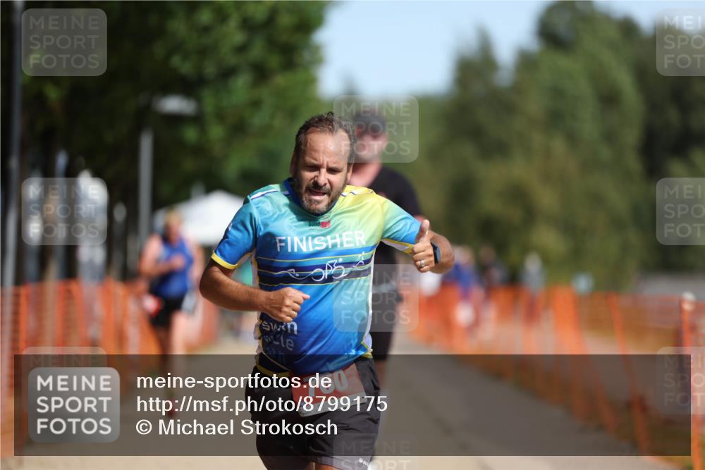 07.09.2025 - 19. Norderstedt Triathlon Michael Strokosch http://msf.ph/oto/8799175 07.09.2025 11:59:12 Laufen 229, 281, 760 meine-sportfotos.de