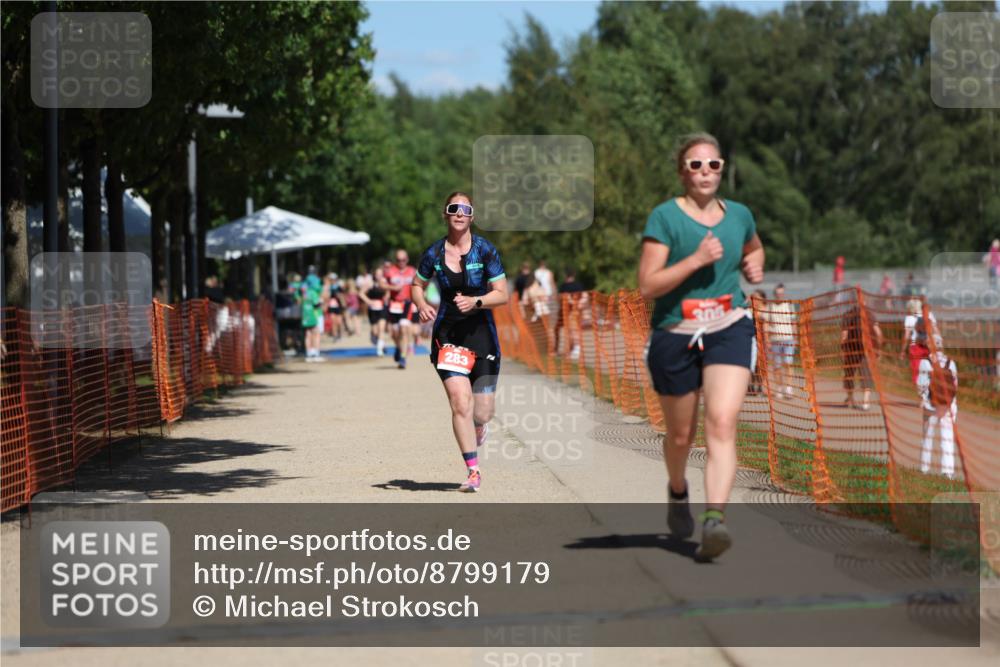 07.09.2025 - 19. Norderstedt Triathlon Michael Strokosch http://msf.ph/oto/8799179 07.09.2025 13:06:36 Laufen 283, 305, 1283 meine-sportfotos.de