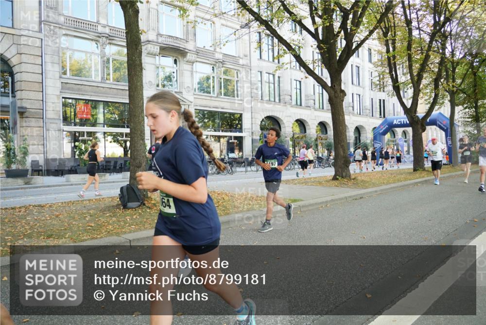 07.09.2025 - BARMER Alsterlauf Yannick Fuchs http://msf.ph/oto/8799181 07.09.2025 11:47:15 Laufen 64, 197, 1103 meine-sportfotos.de