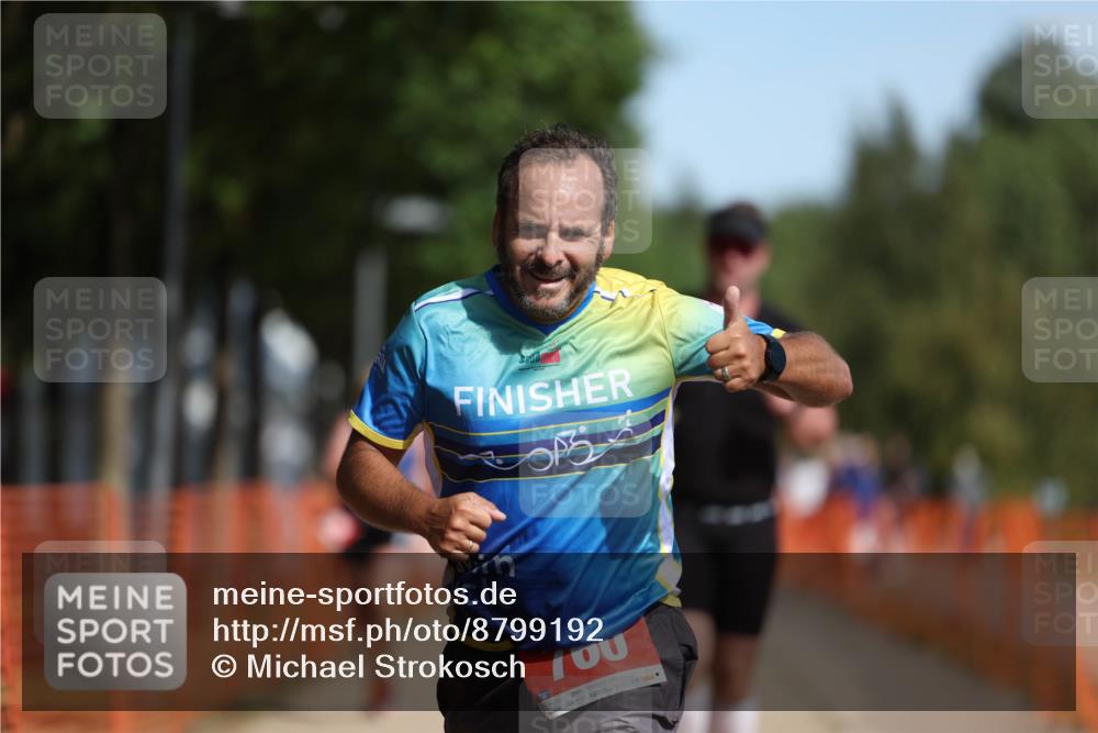 07.09.2025 - 19. Norderstedt Triathlon Michael Strokosch http://msf.ph/oto/8799192 07.09.2025 11:59:13 Laufen 229, 281, 760 meine-sportfotos.de