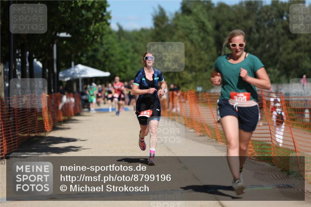 07.09.2025 - 19. Norderstedt Triathlon Michael Strokosch http://msf.ph/oto/8799196 07.09.2025 13:06:37 Laufen 283, 305, 1283 meine-sportfotos.de