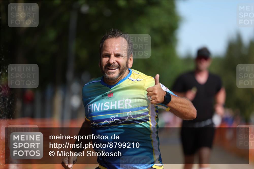 07.09.2025 - 19. Norderstedt Triathlon Michael Strokosch http://msf.ph/oto/8799210 07.09.2025 11:59:13 Laufen 229, 281, 760 meine-sportfotos.de