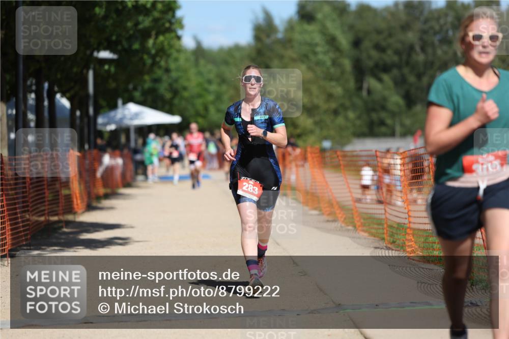 07.09.2025 - 19. Norderstedt Triathlon Michael Strokosch http://msf.ph/oto/8799222 07.09.2025 13:06:38 Laufen 283, 305 meine-sportfotos.de