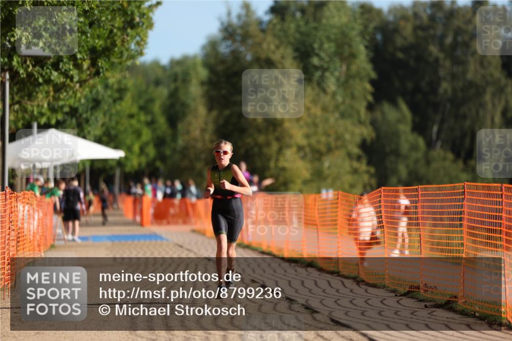 07.09.2025 - 19. Norderstedt Triathlon Michael Strokosch http://msf.ph/oto/8799236 07.09.2025 09:12:25 Laufen 4 meine-sportfotos.de