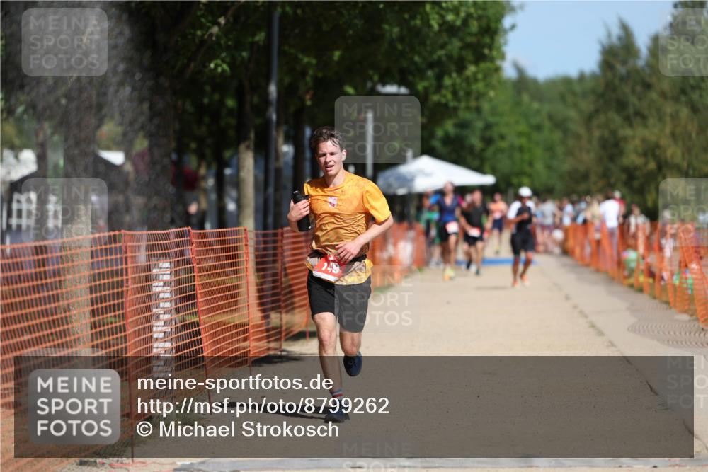 07.09.2025 - 19. Norderstedt Triathlon Michael Strokosch http://msf.ph/oto/8799262 07.09.2025 12:29:06 Laufen 149, 155, 184 meine-sportfotos.de