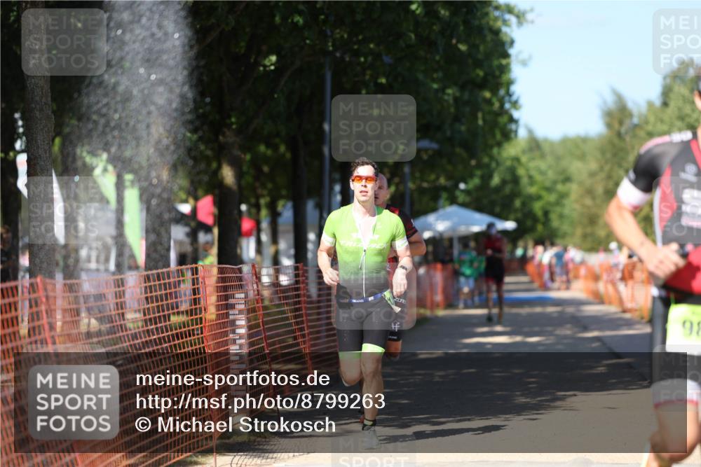 07.09.2025 - 19. Norderstedt Triathlon Michael Strokosch http://msf.ph/oto/8799263 07.09.2025 14:47:35 Laufen 962, 983, 1004 meine-sportfotos.de