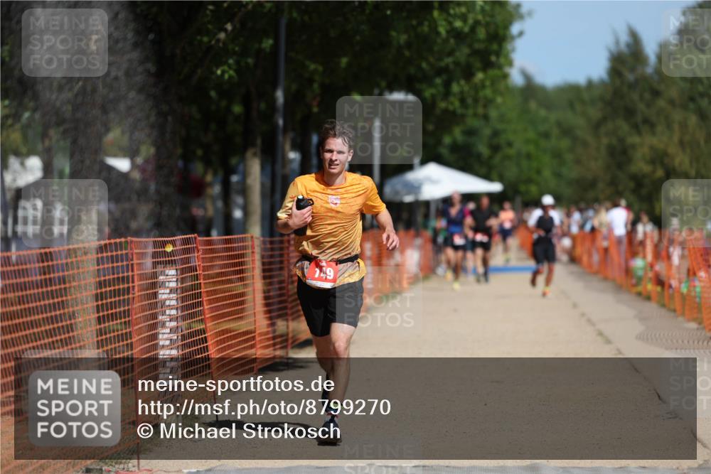 07.09.2025 - 19. Norderstedt Triathlon Michael Strokosch http://msf.ph/oto/8799270 07.09.2025 12:29:06 Laufen 149, 155, 184 meine-sportfotos.de
