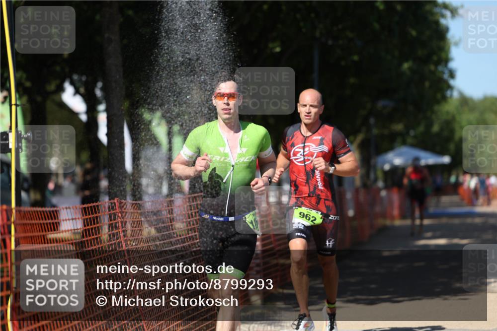 07.09.2025 - 19. Norderstedt Triathlon Michael Strokosch http://msf.ph/oto/8799293 07.09.2025 14:47:36 Laufen 962, 983, 1004 meine-sportfotos.de