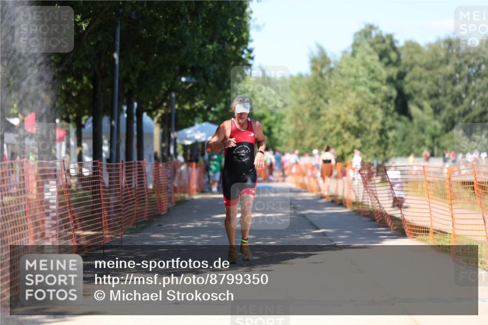 07.09.2025 - 19. Norderstedt Triathlon Michael Strokosch http://msf.ph/oto/8799350 07.09.2025 14:47:43 Laufen 984 meine-sportfotos.de