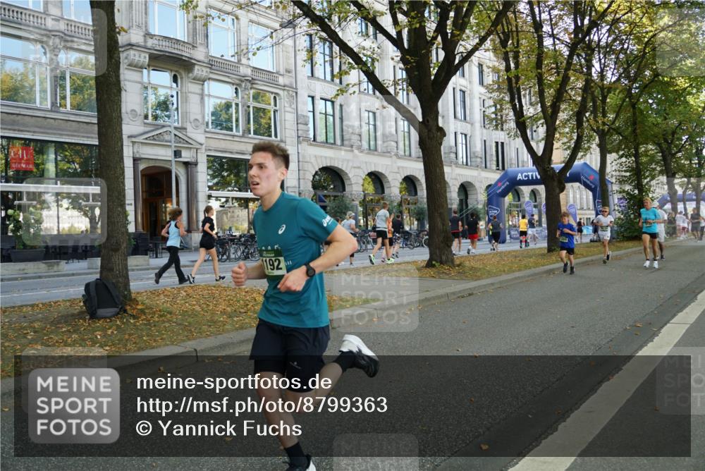 07.09.2025 - BARMER Alsterlauf Yannick Fuchs http://msf.ph/oto/8799363 07.09.2025 11:47:28 Laufen 1192 meine-sportfotos.de