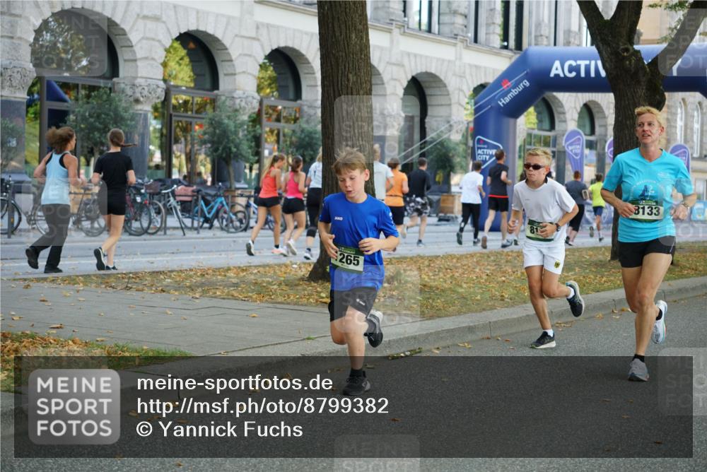 07.09.2025 - BARMER Alsterlauf Yannick Fuchs http://msf.ph/oto/8799382 07.09.2025 11:47:30 Laufen 265, 8133 meine-sportfotos.de