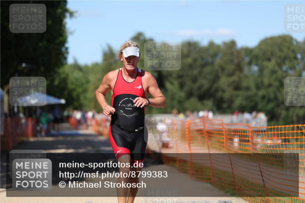 07.09.2025 - 19. Norderstedt Triathlon Michael Strokosch http://msf.ph/oto/8799383 07.09.2025 14:47:45 Laufen 984 meine-sportfotos.de