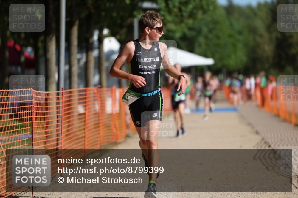 07.09.2025 - 19. Norderstedt Triathlon Michael Strokosch http://msf.ph/oto/8799399 07.09.2025 10:55:59 Laufen 89, 109, 668 meine-sportfotos.de