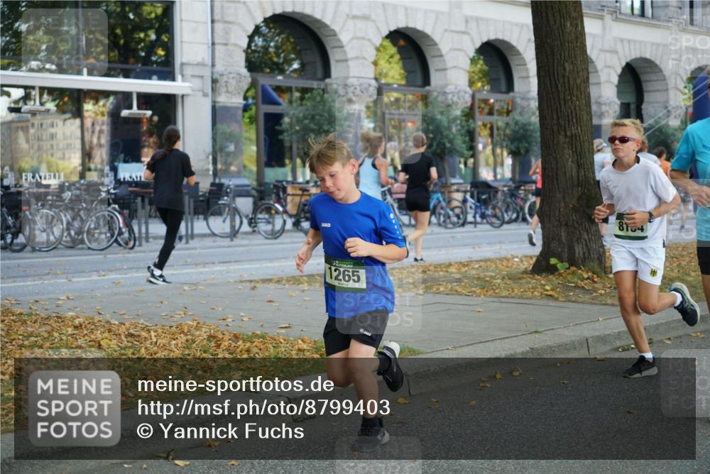 07.09.2025 - BARMER Alsterlauf Yannick Fuchs http://msf.ph/oto/8799403 07.09.2025 11:47:31 Laufen 1265, 8154 meine-sportfotos.de
