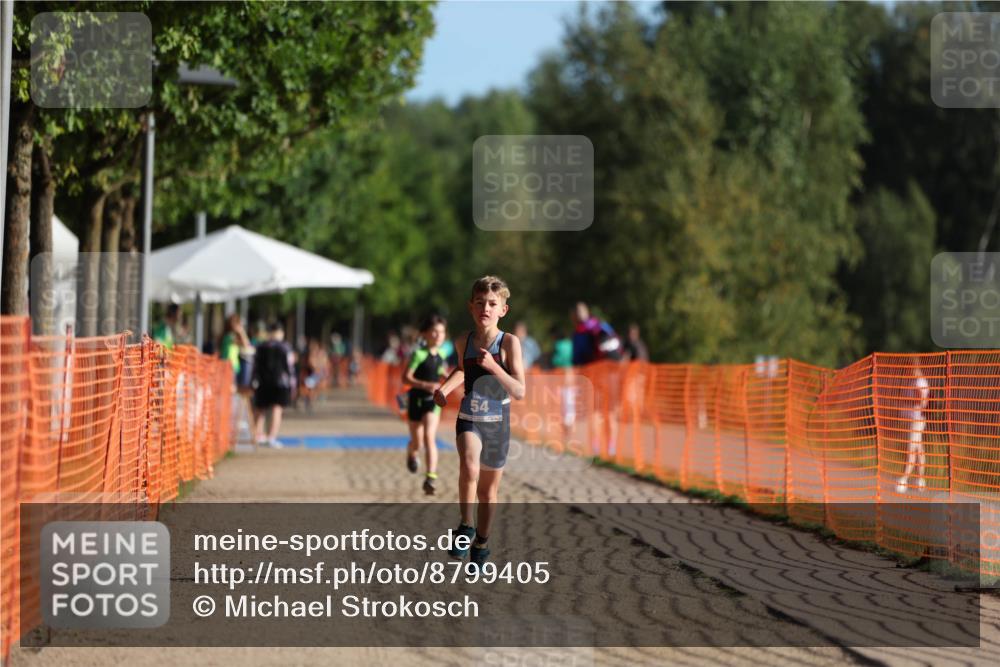 07.09.2025 - 19. Norderstedt Triathlon Michael Strokosch http://msf.ph/oto/8799405 07.09.2025 09:12:49 Laufen 54 meine-sportfotos.de