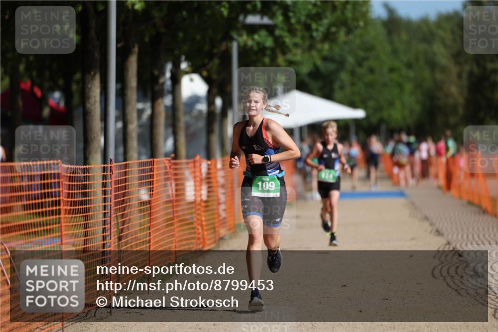 07.09.2025 - 19. Norderstedt Triathlon Michael Strokosch http://msf.ph/oto/8799453 07.09.2025 10:56:03 Laufen 109, 114, 668 meine-sportfotos.de