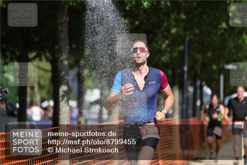 07.09.2025 - 19. Norderstedt Triathlon Michael Strokosch http://msf.ph/oto/8799455 07.09.2025 12:29:18 Laufen 818, 835, 1217, 1306, 1379 meine-sportfotos.de