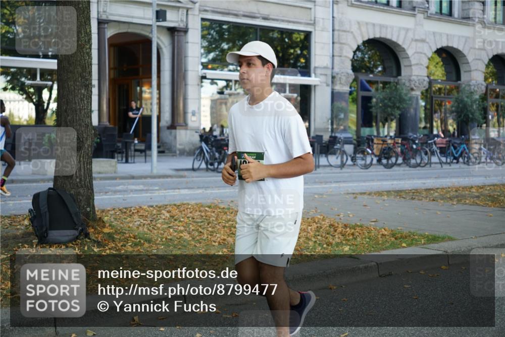 07.09.2025 - BARMER Alsterlauf Yannick Fuchs http://msf.ph/oto/8799477 07.09.2025 11:47:35 Laufen  meine-sportfotos.de
