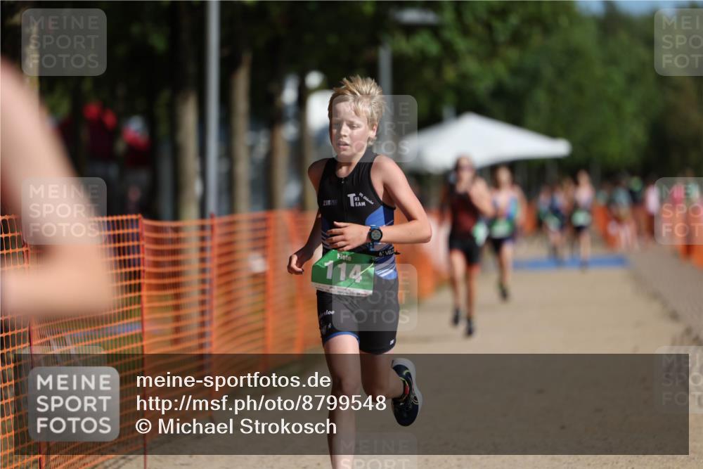 07.09.2025 - 19. Norderstedt Triathlon Michael Strokosch http://msf.ph/oto/8799548 07.09.2025 10:56:07 Laufen 109, 114, 682 meine-sportfotos.de